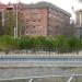 Puente oblicuo (peatonal) en la ciudad de Madrid