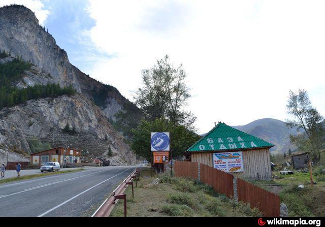 Поселок АК Бом горный Алтай