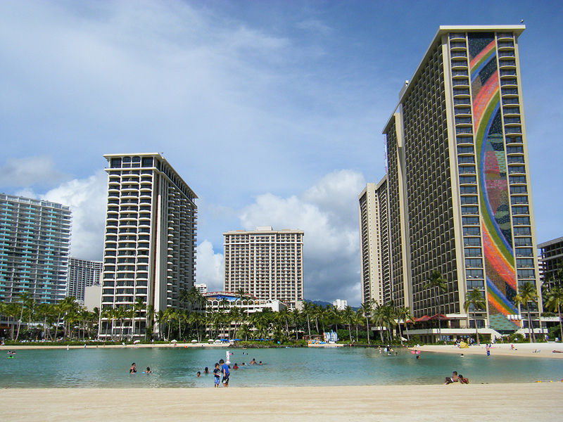hilton hawaiian village beach cam