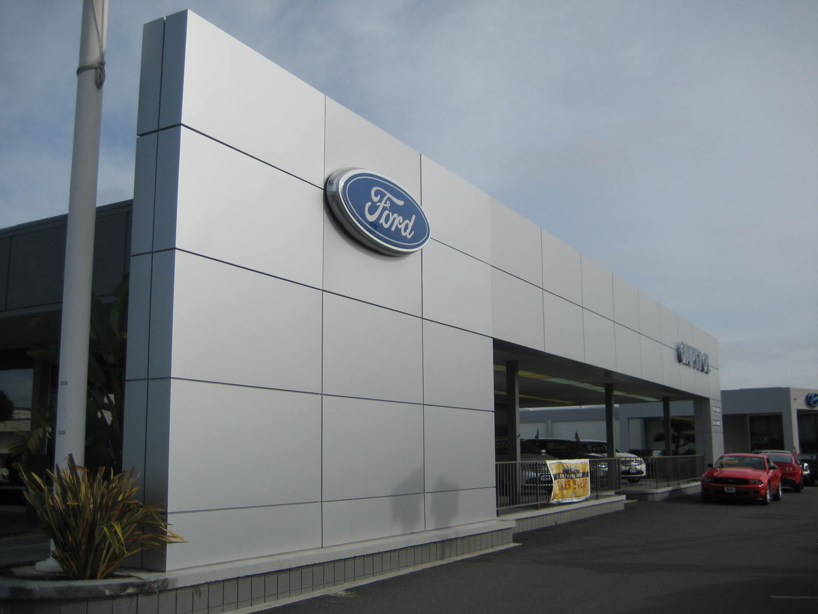 Capitol Expressway Ford San Jose, California