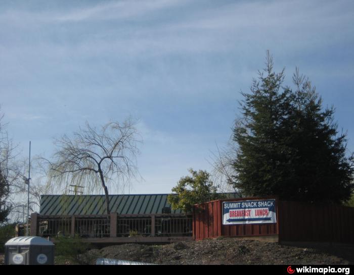 Summit House Beer Garden & Grill