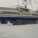 Здесь находился теплоход «М-200» на постаменте в городе Москва