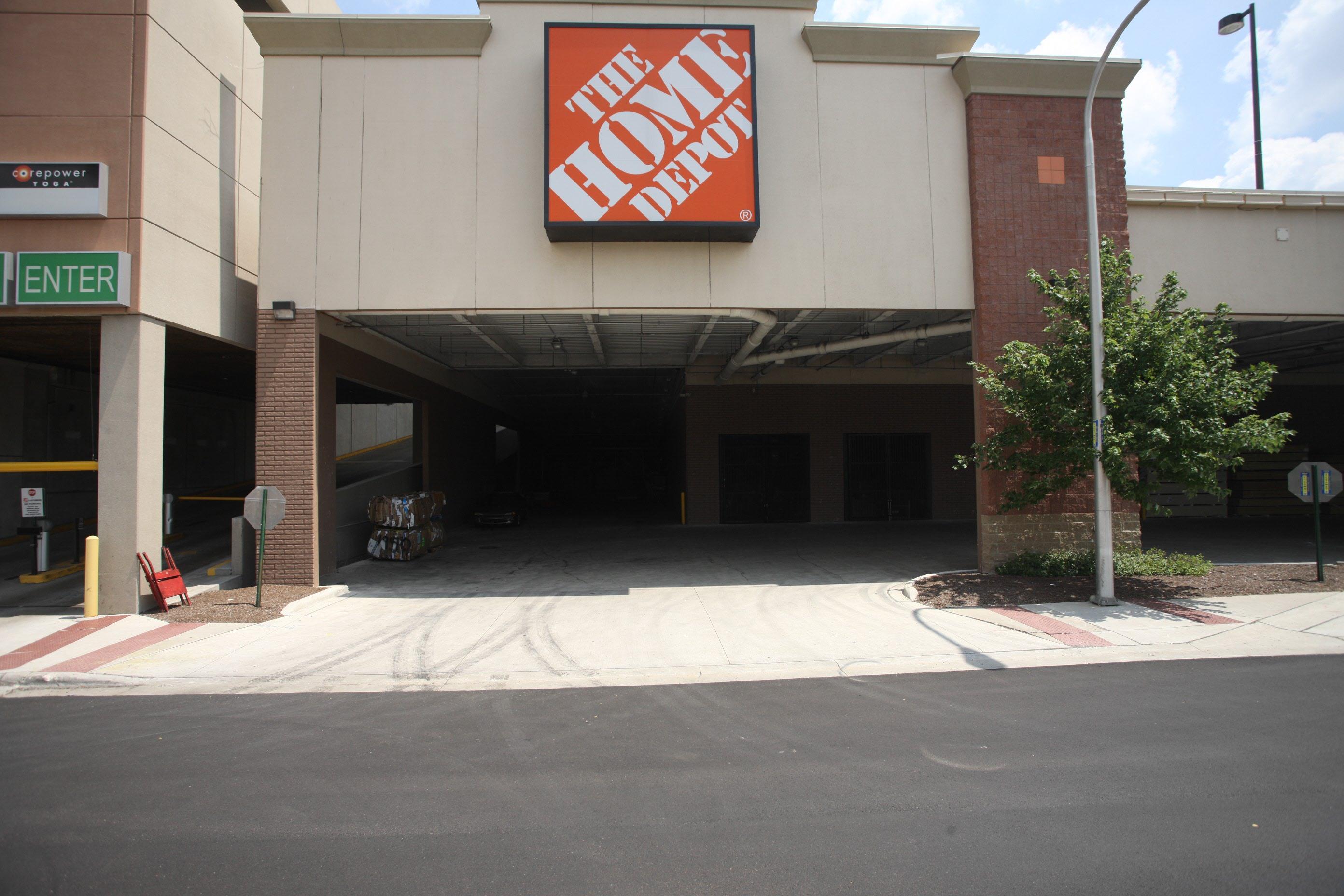 The Home Depot Chicago, Illinois lumber merchant, Home Depot
