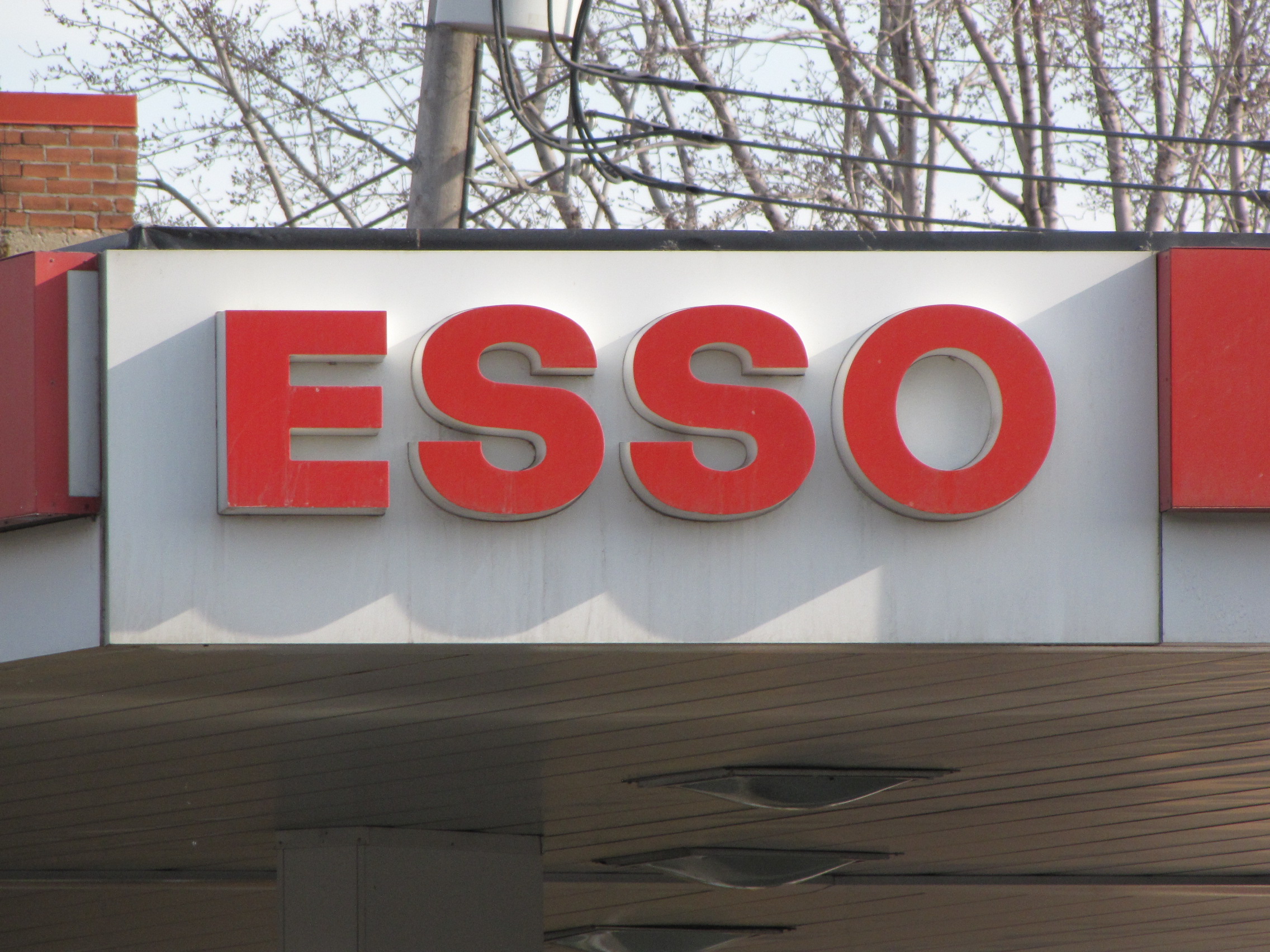 ESSO gas station Greater Montreal Area