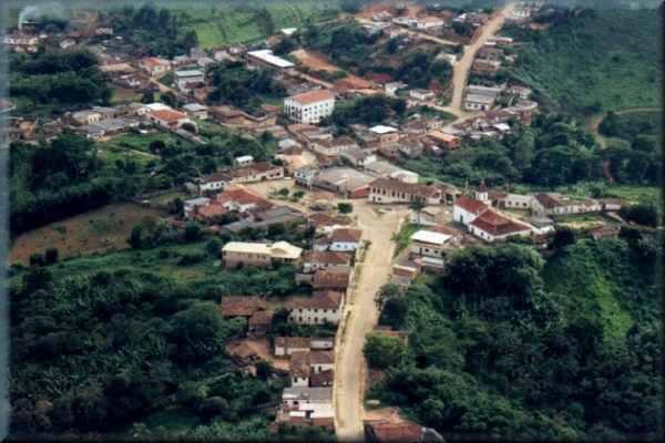 Caranaíba Minas Gerais fonte: photos.wikimapia.org Fonte: photos.wikimapia.org