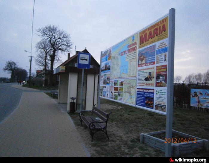 Przystanek Autobusowy Znajduje Się Przy Prostokątnym Skwerze Przystanek autobusowy - Sztutowo