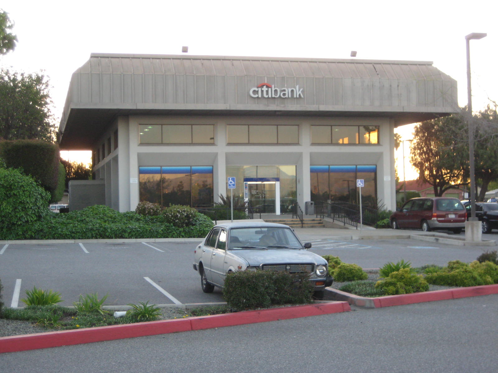 Citibank - San Jose, California Leigh Avenue, 3510 