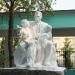 Скульптура М. Горького с детьми в городе Нижний Новгород