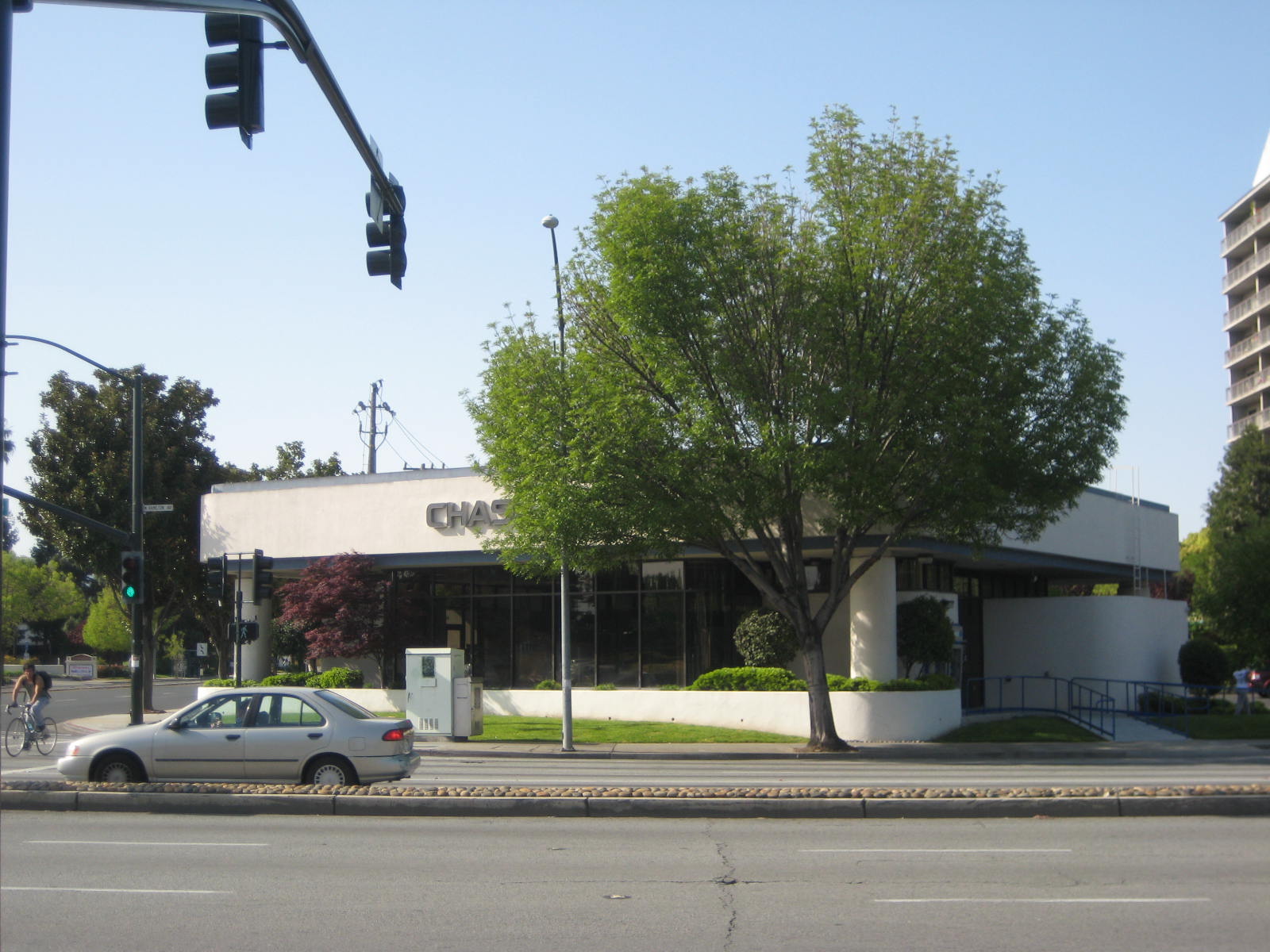 Chase Bank Campbell, California South Winchester Boulevard, 1605