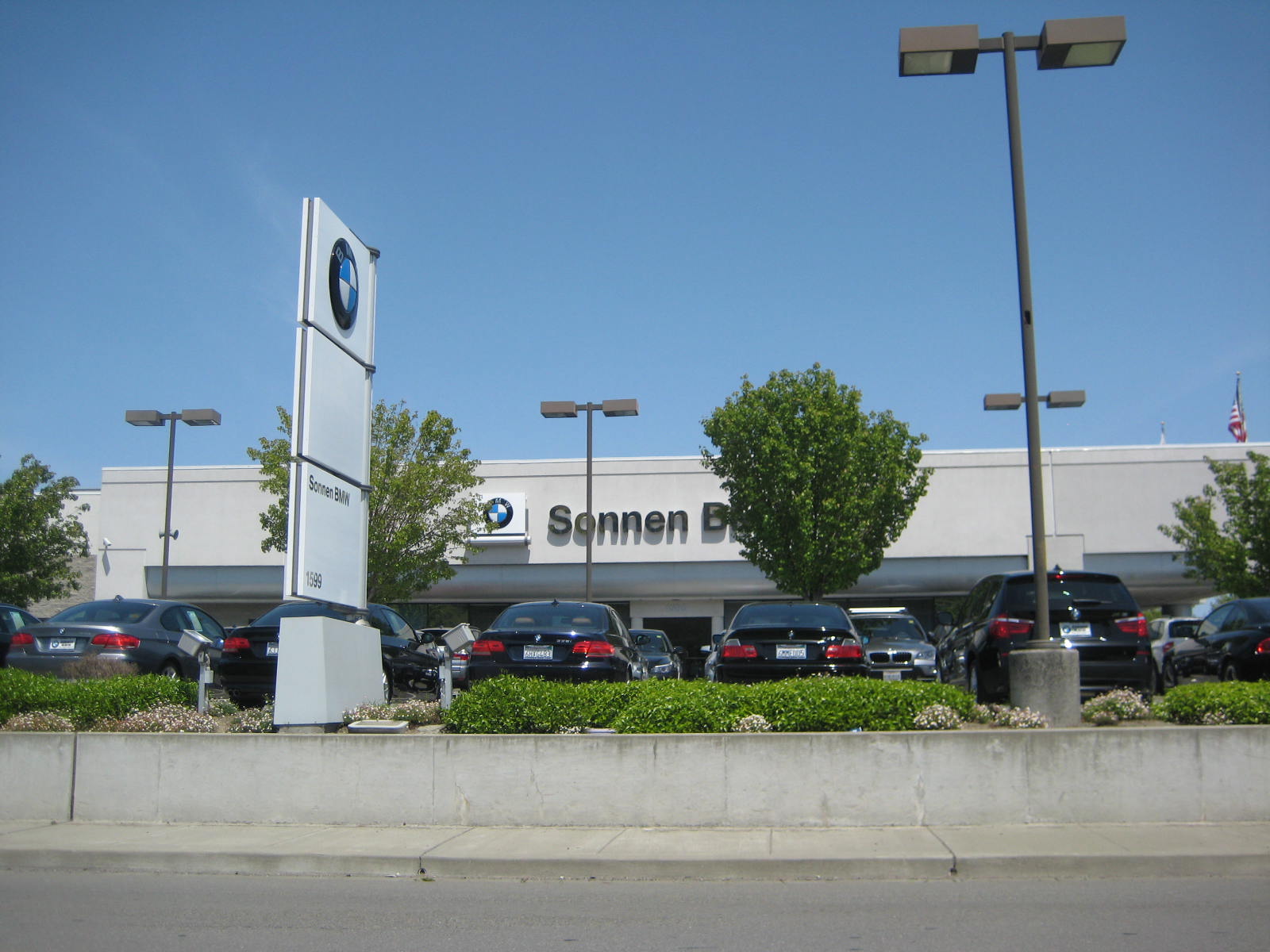 Sonnen BMW - San Rafael, California
