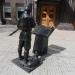 Скульптура «Крестьянин и Закон» в городе Челябинск