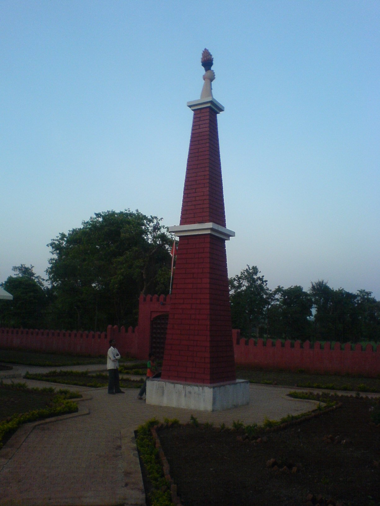 Senapati Prataprao Gujar Smarak.nesari (photos Available Here)