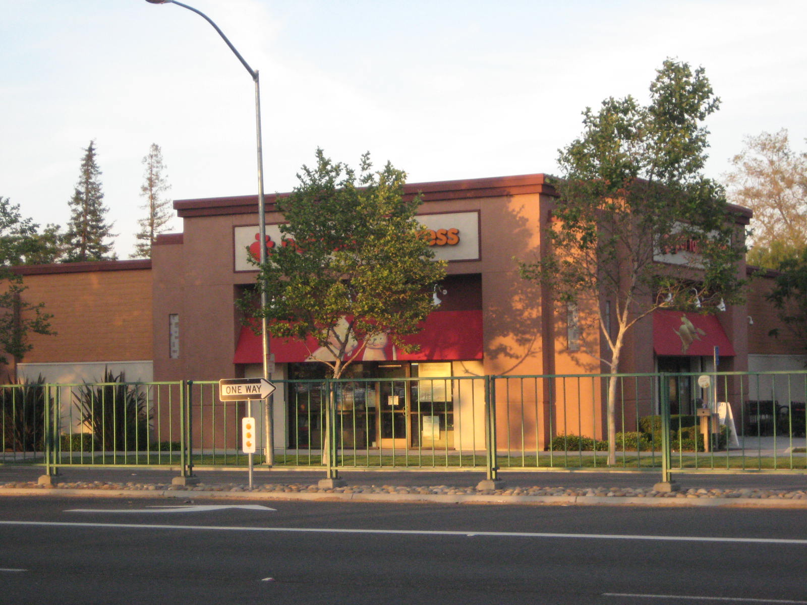 Pet Food Express Campbell, California