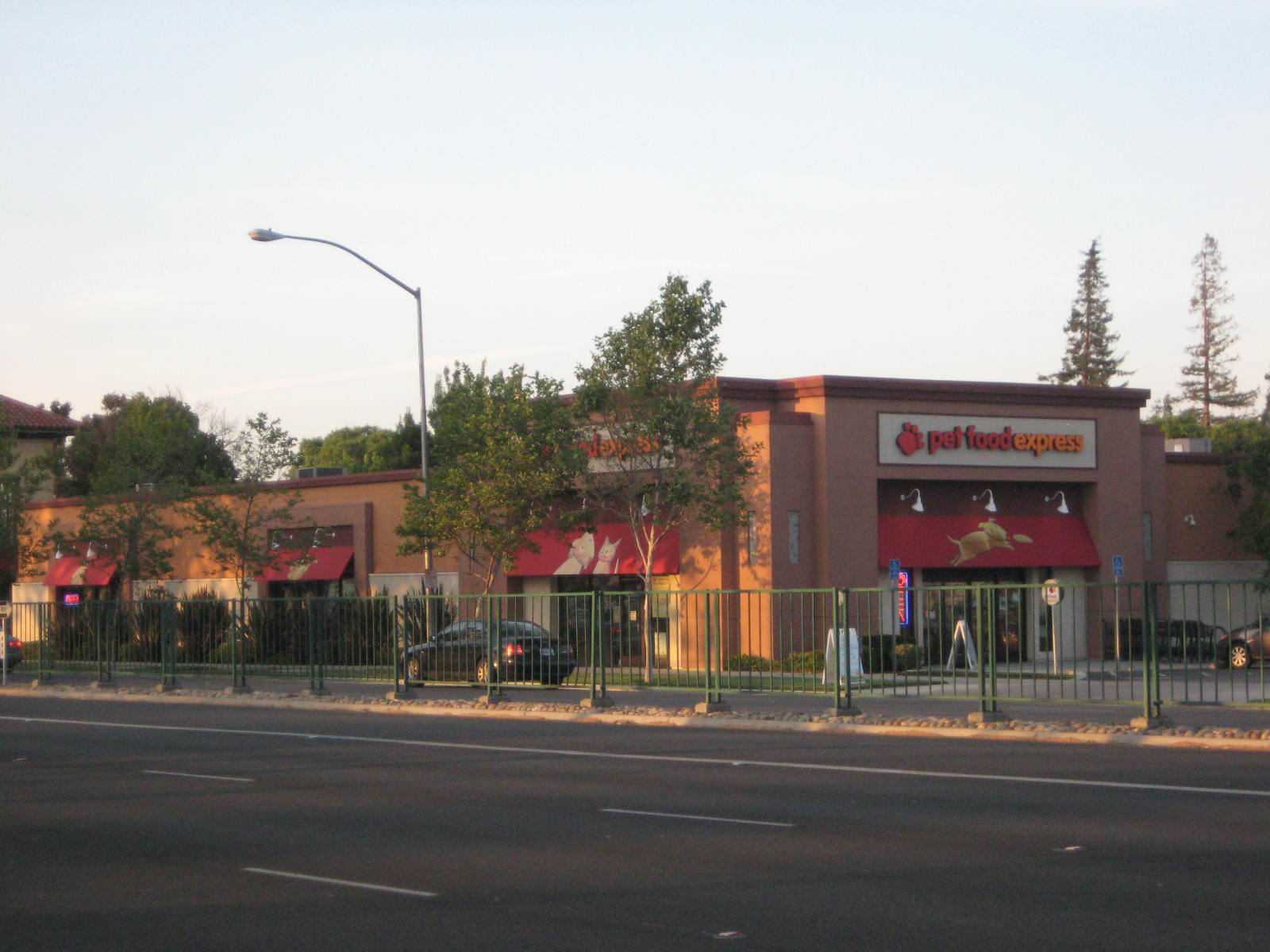 Pet Food Express Campbell, California
