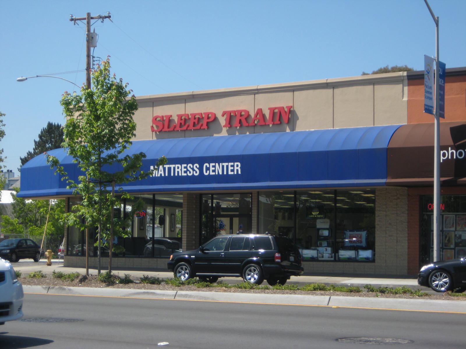 Sleep Train Mattress Center Palo Alto, California