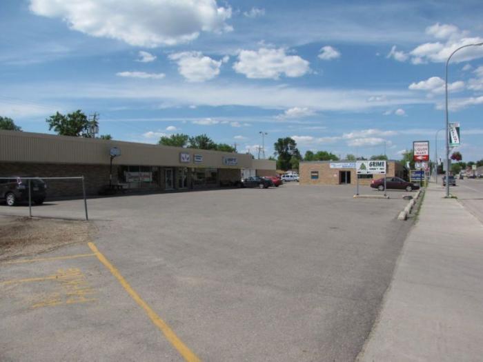 Former Site of Sheyenne Plaza West Fargo, North Dakota