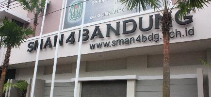 SMA Negeri 4 Bandung Bandung Bahasa Indonesia