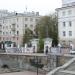 Каменная стена с воротами в городе Екатеринбург