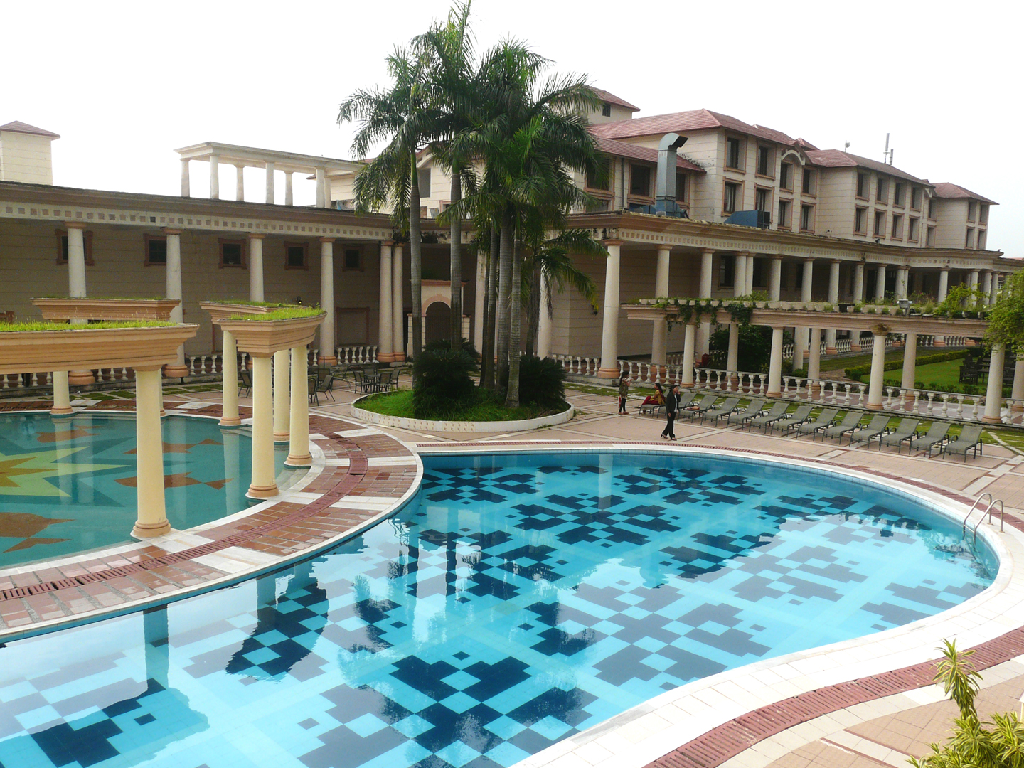 LAKE LAND COUNTRY CLUB RESORT - Howrah District