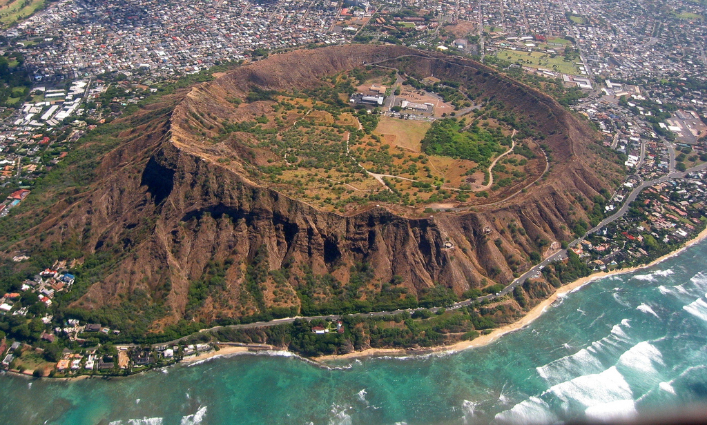 Diamond Head Leahi Honolulu Hawaii Volcano Volcanic Crater 