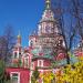 Территория храма Иоанна Воина в городе Москва