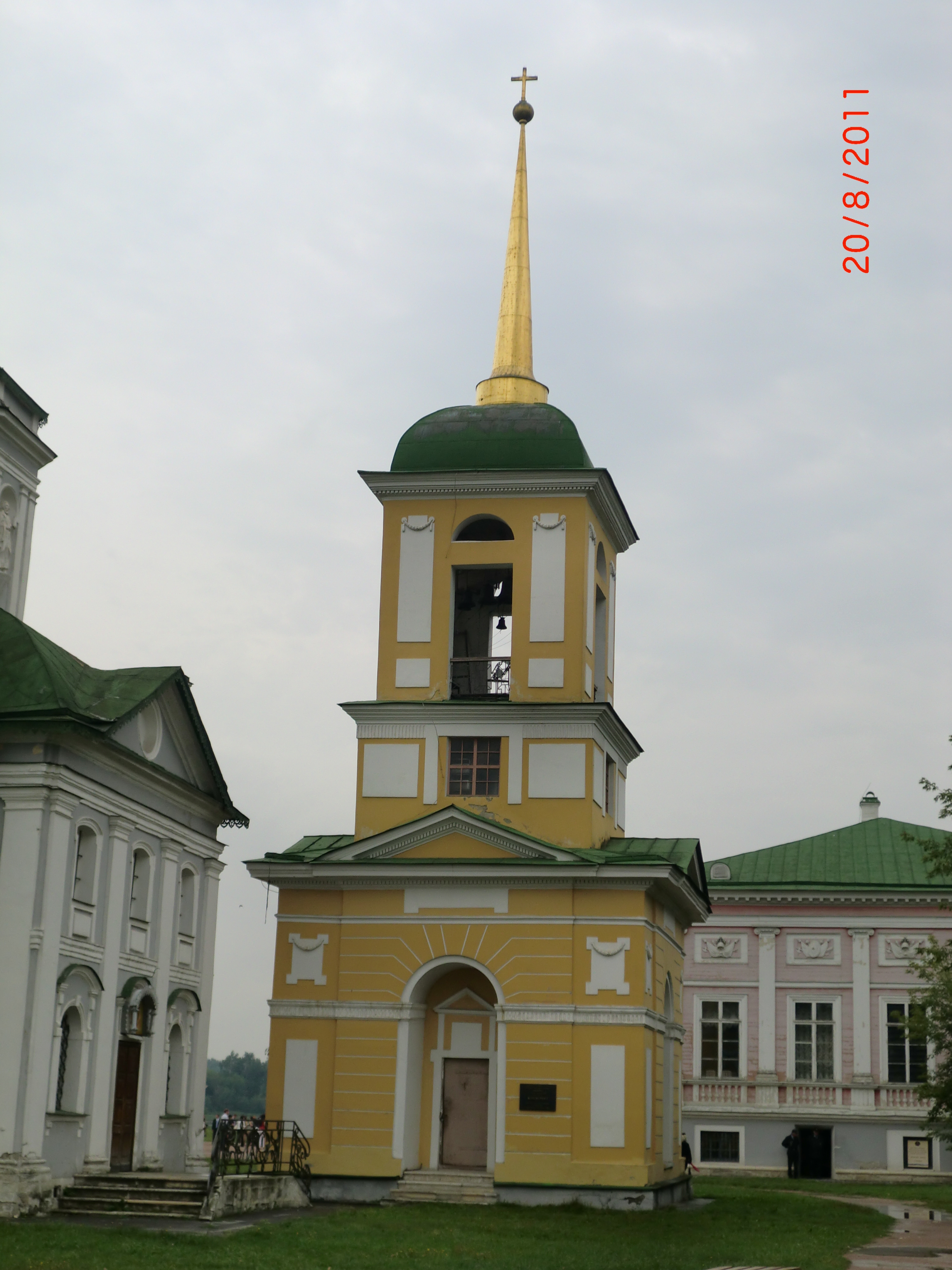 Церковь близ Перово в Кусково