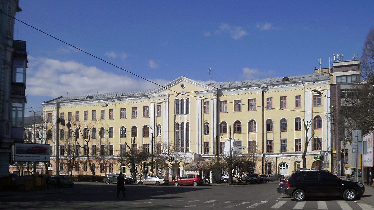 World / Ukraine / Kyyiv / Kiev , 3 км от центра (Київ) Мир / Украина