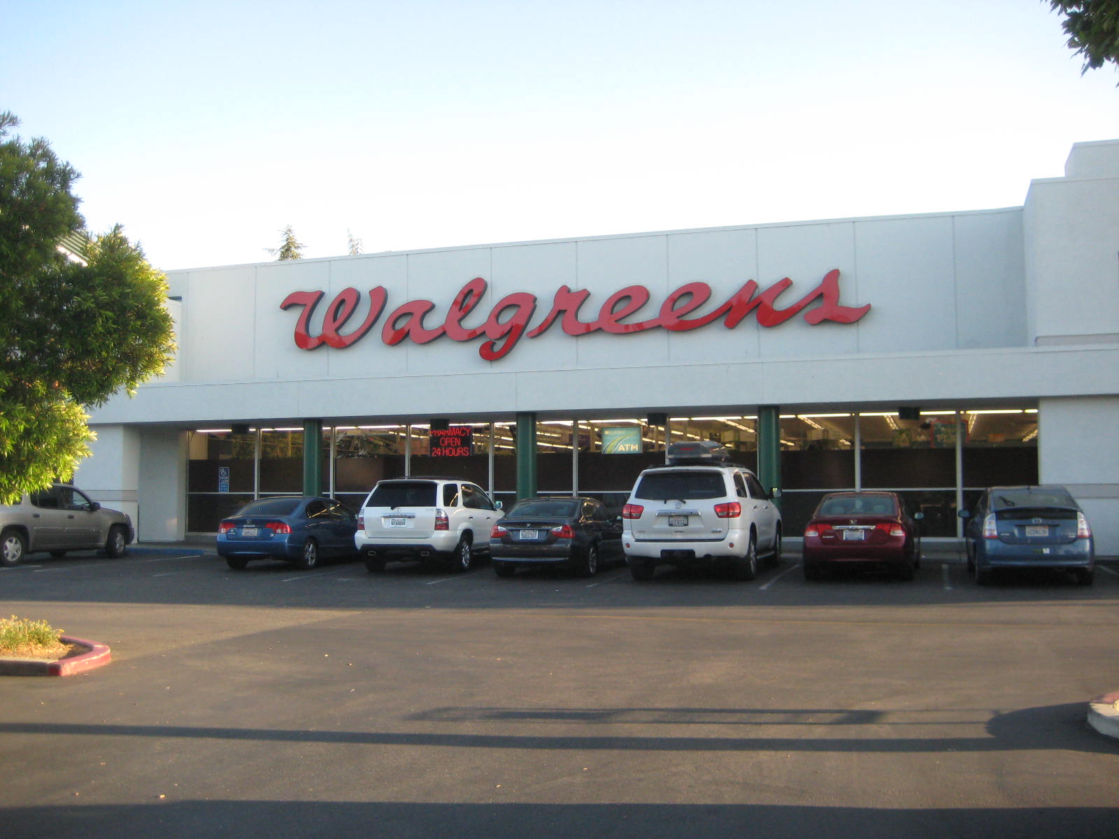 walgreens in lathrop california