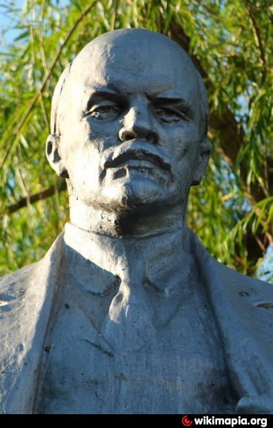Памятник В. И. Ленину   Красноармейский image 0