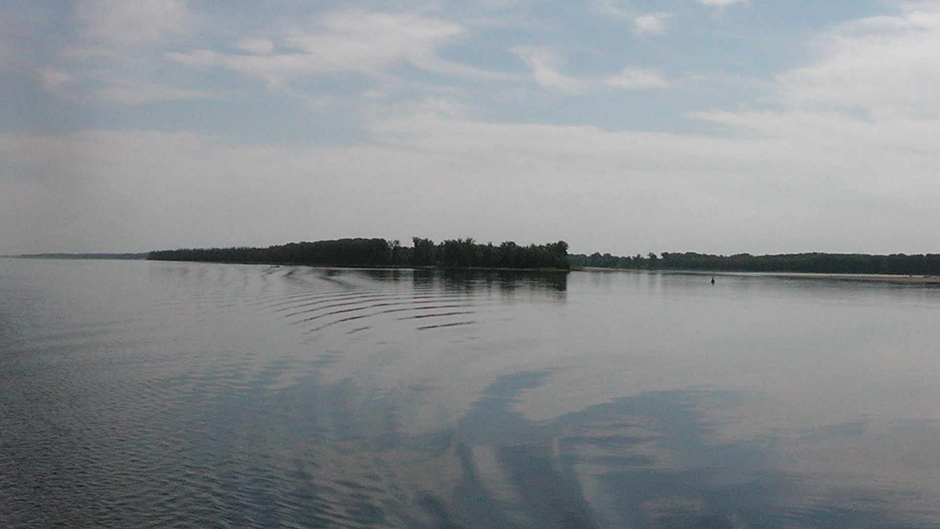 Середыш остров Волга