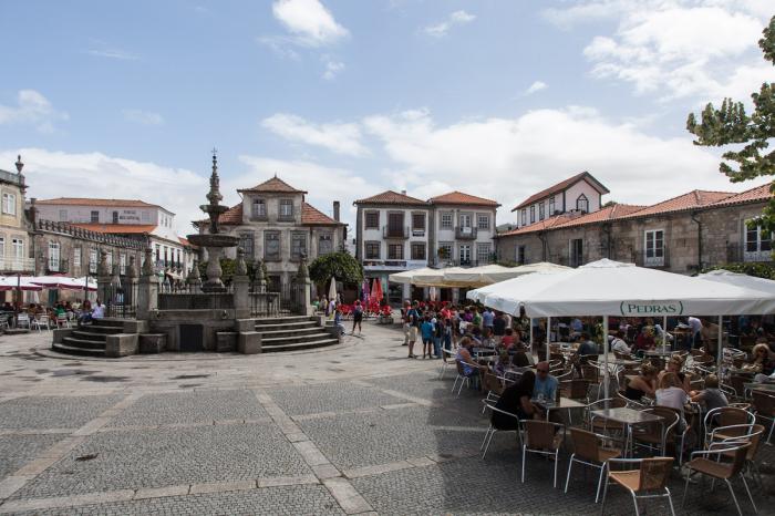 Praça do Conselheiro Silva Torres (Terreiro de Caminha)