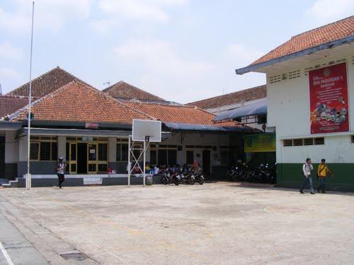 Sma Pasundan 1 Bandung Bandung English