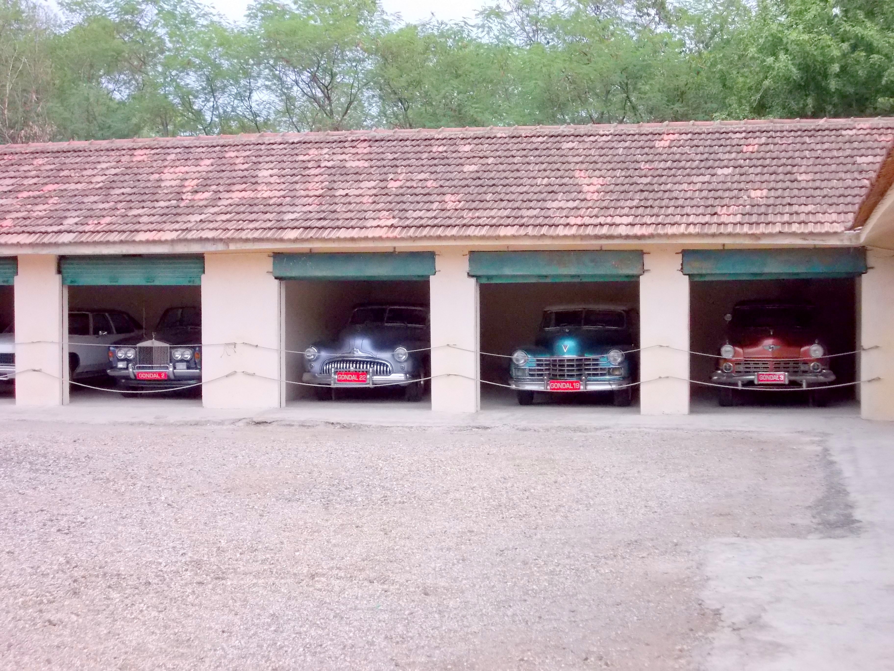 Gondal Royal Vintage & Classic Car Collection Gondal