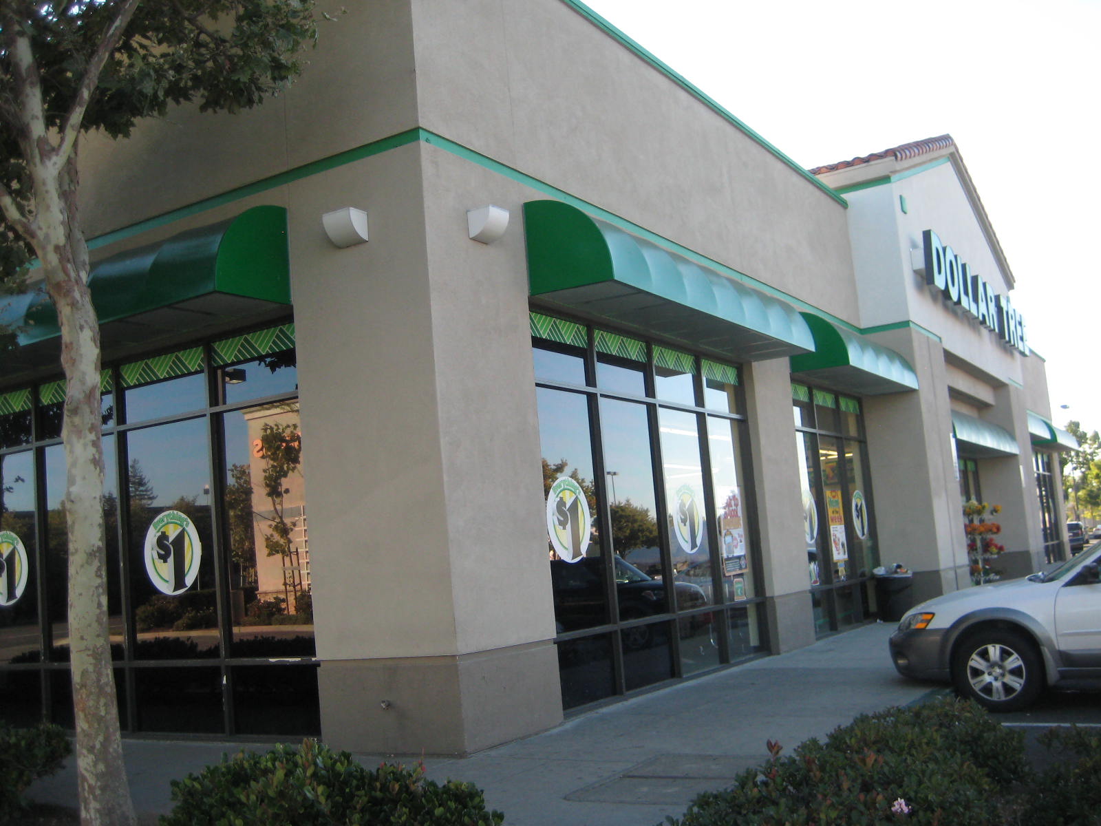 Dollar Tree San Carlos, California store / shop, discount store