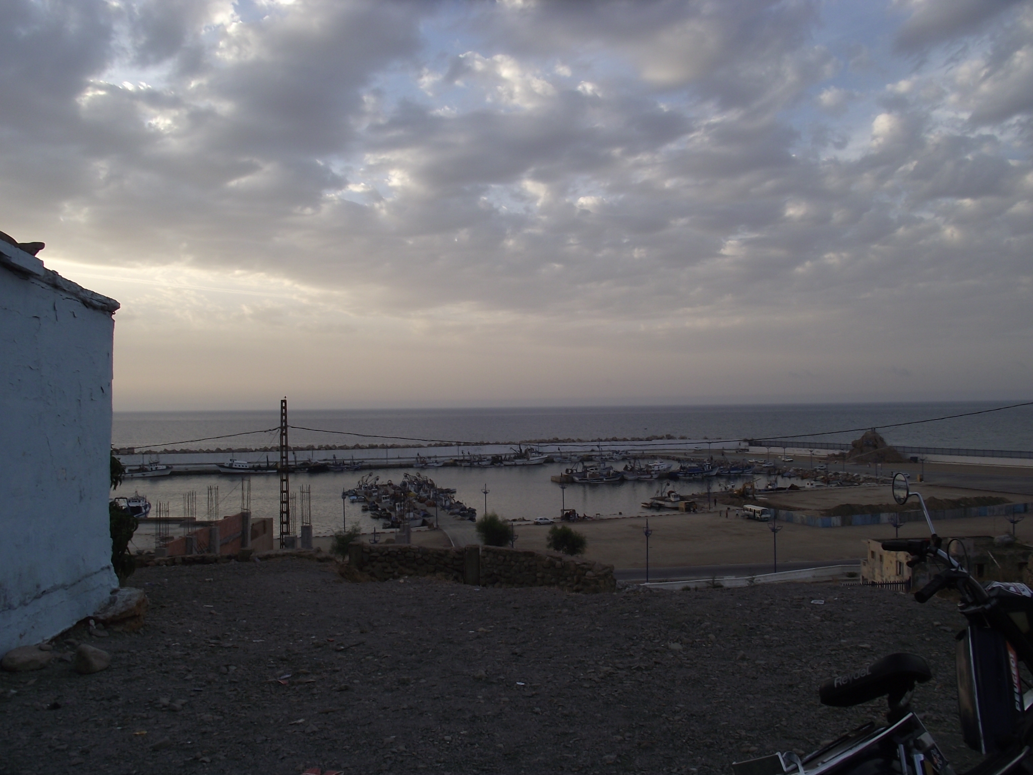 Petit Port Sous Sidi Lakhdar