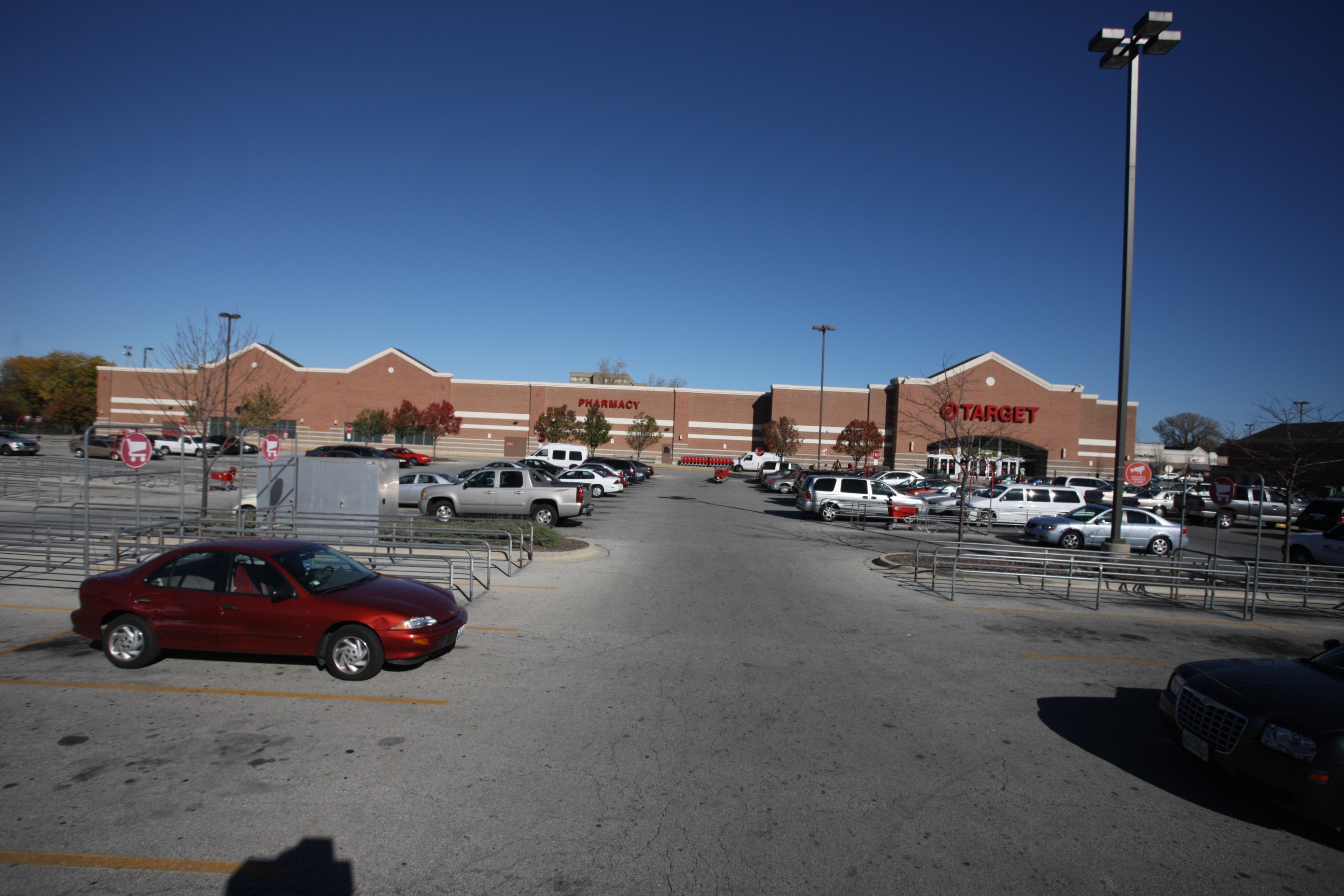 Target (former) Chicago, Illinois South Cottage Grove Avenue, 8560