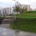 Лестничный спуск с холма в городе Москва