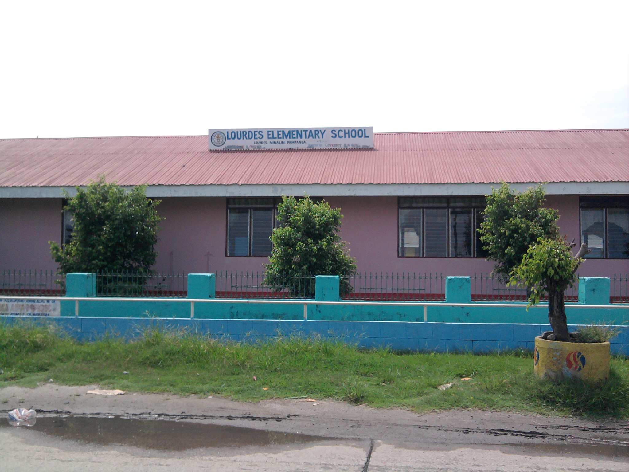 Lourdes Elementary School Minalin