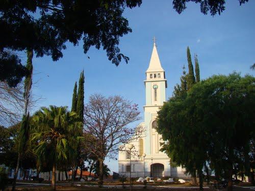 Santo Antônio do Amparo Minas Gerais fonte: photos.wikimapia.org Fonte: photos.wikimapia.org