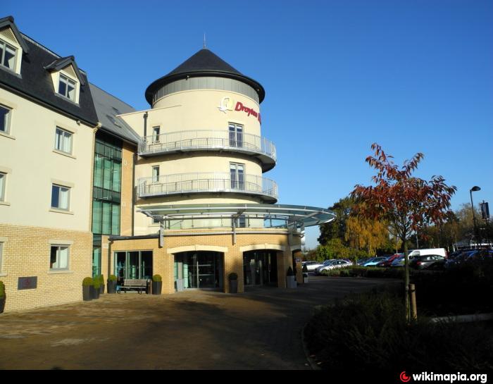 Drayton Manor Hotel