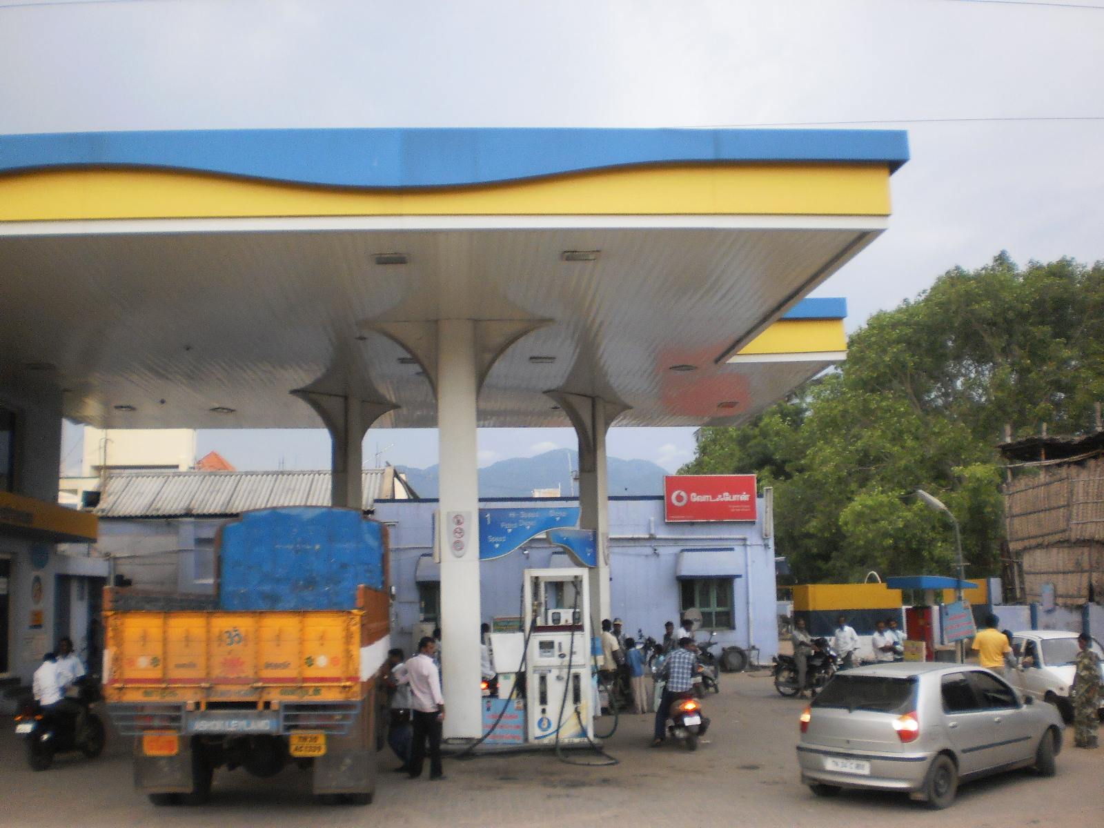 saratha-petrol-bunk-attur