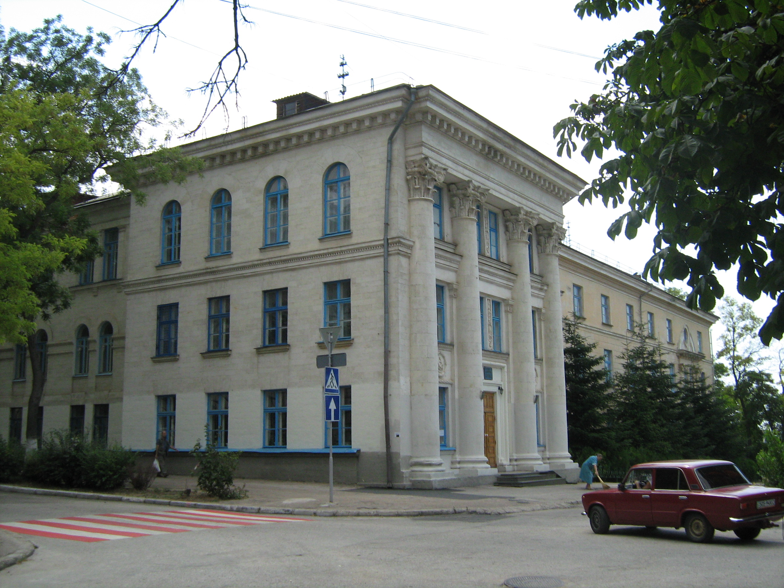 Гимназия Севастополь