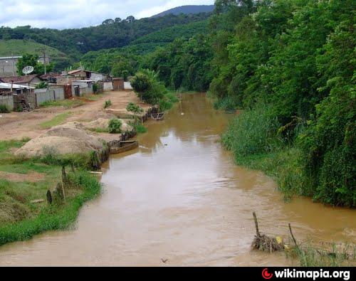 Caputira Minas Gerais fonte: photos.wikimapia.org Fonte: photos.wikimapia.org