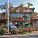 Ресторан McDonalds в городе Рига