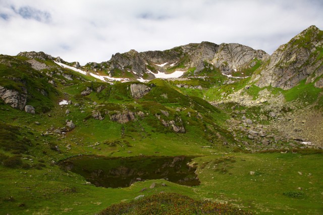 Хребет Ацетука