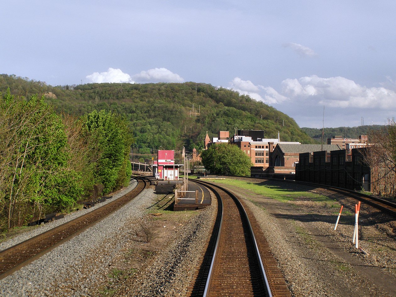 Johnstown, PA, Amtrak Station - Johnstown, Pennsylvania  Amtrak, train 