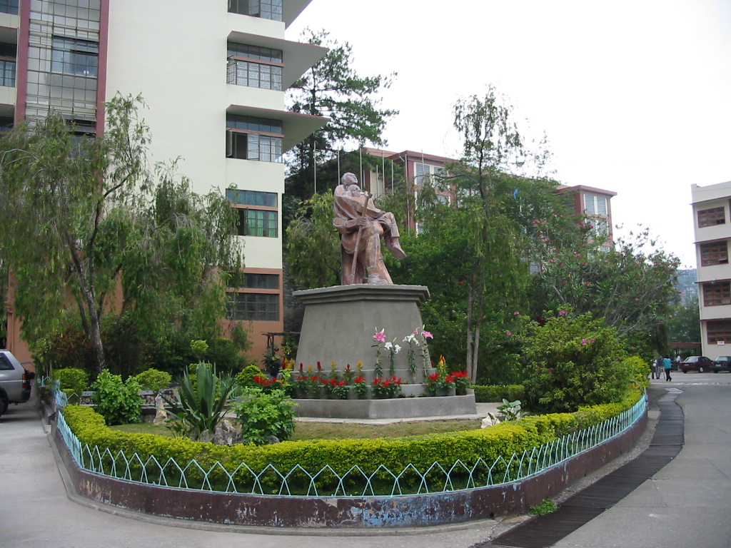 Saint Louis University - Baguio City