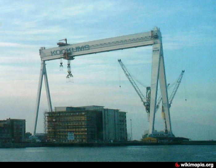One of the world's largest gantry cranes Ulsan