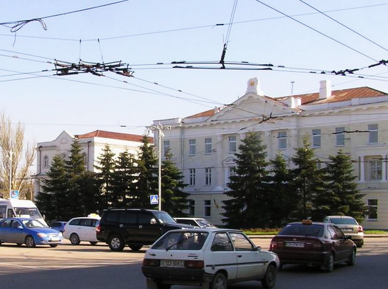 Ленинский районный суд - Севастополь