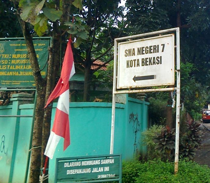 SMA Negeri 7 Bekasi Bekasi English
